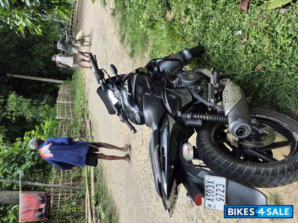 Bajaj Pulsar 150 Twin Disc Bajaj Pulsar 150 Twin Disc