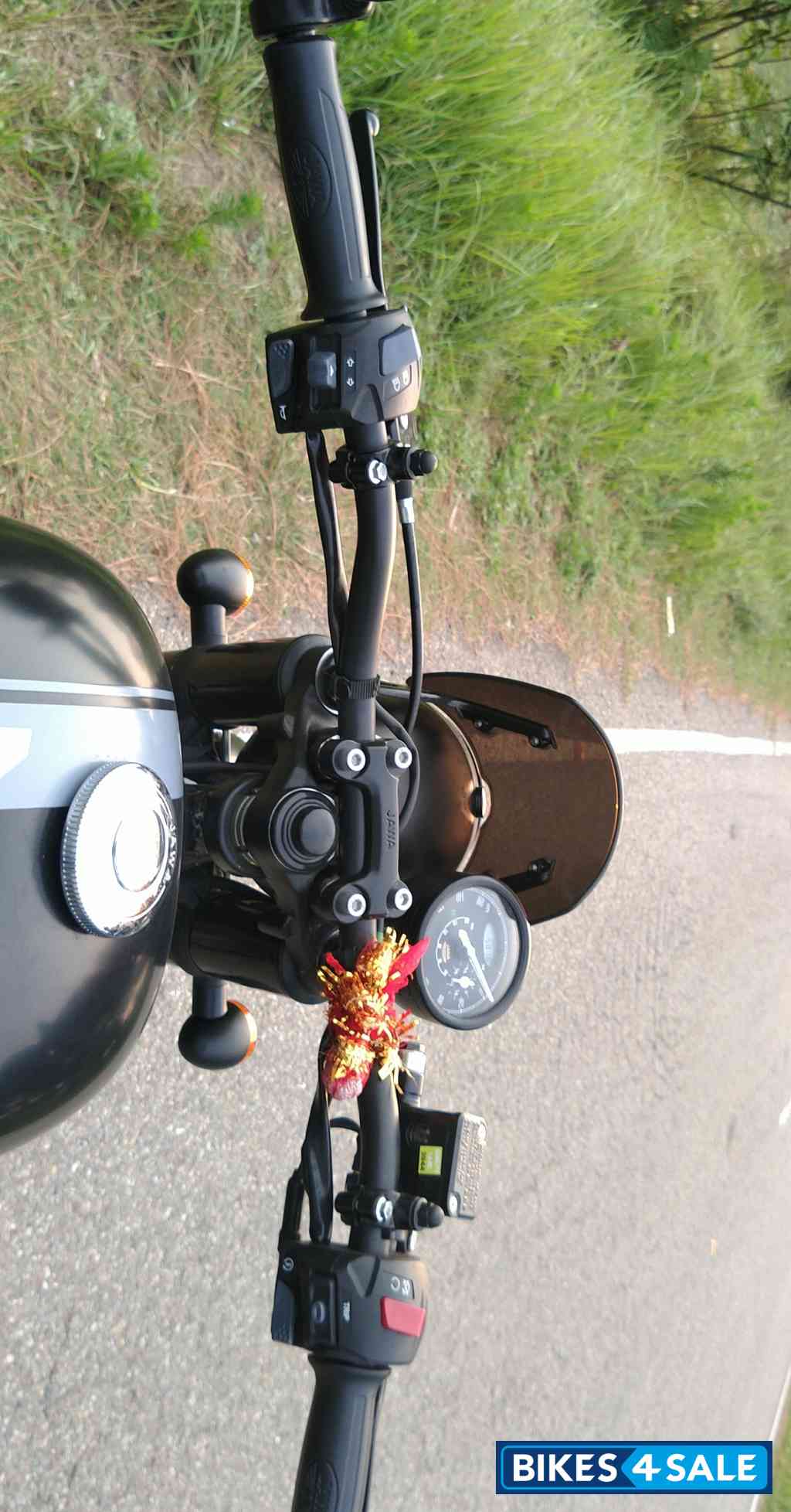 Jawa 42 Dual Channel ABS AllStar Black