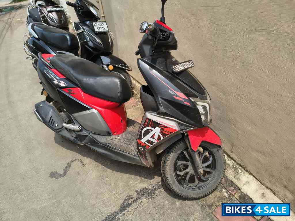 TVS NTORQ 125 Race Edition BS6