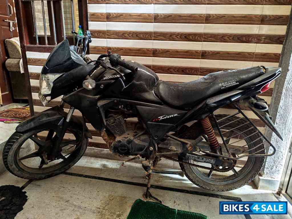 Black Honda CB Twister
