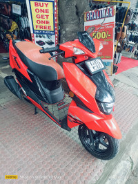 Suzuki Avenis 125 Ride Connect Edition
