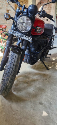 Royal Enfield Hunter 350 Metro