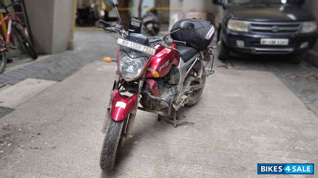 Red Yamaha FZ16