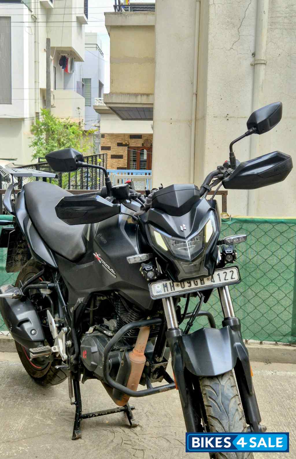 Hero Xtreme 160R Stealth Edition