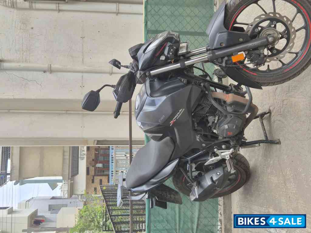 Hero Xtreme 160R Stealth Edition