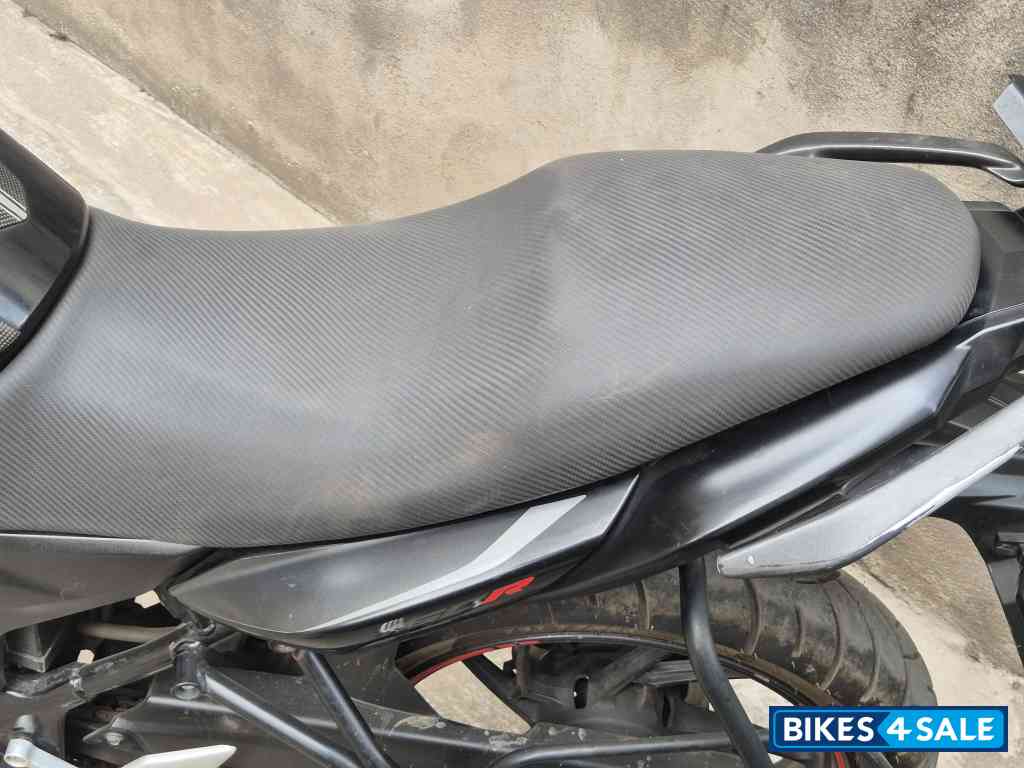 Hero Xtreme 160R Stealth Edition