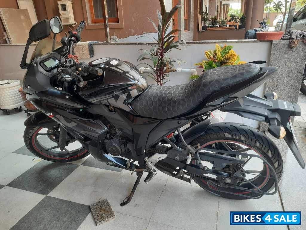 Suzuki Gixxer ABS