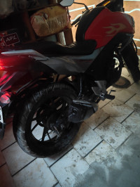 Honda CB Hornet 160R