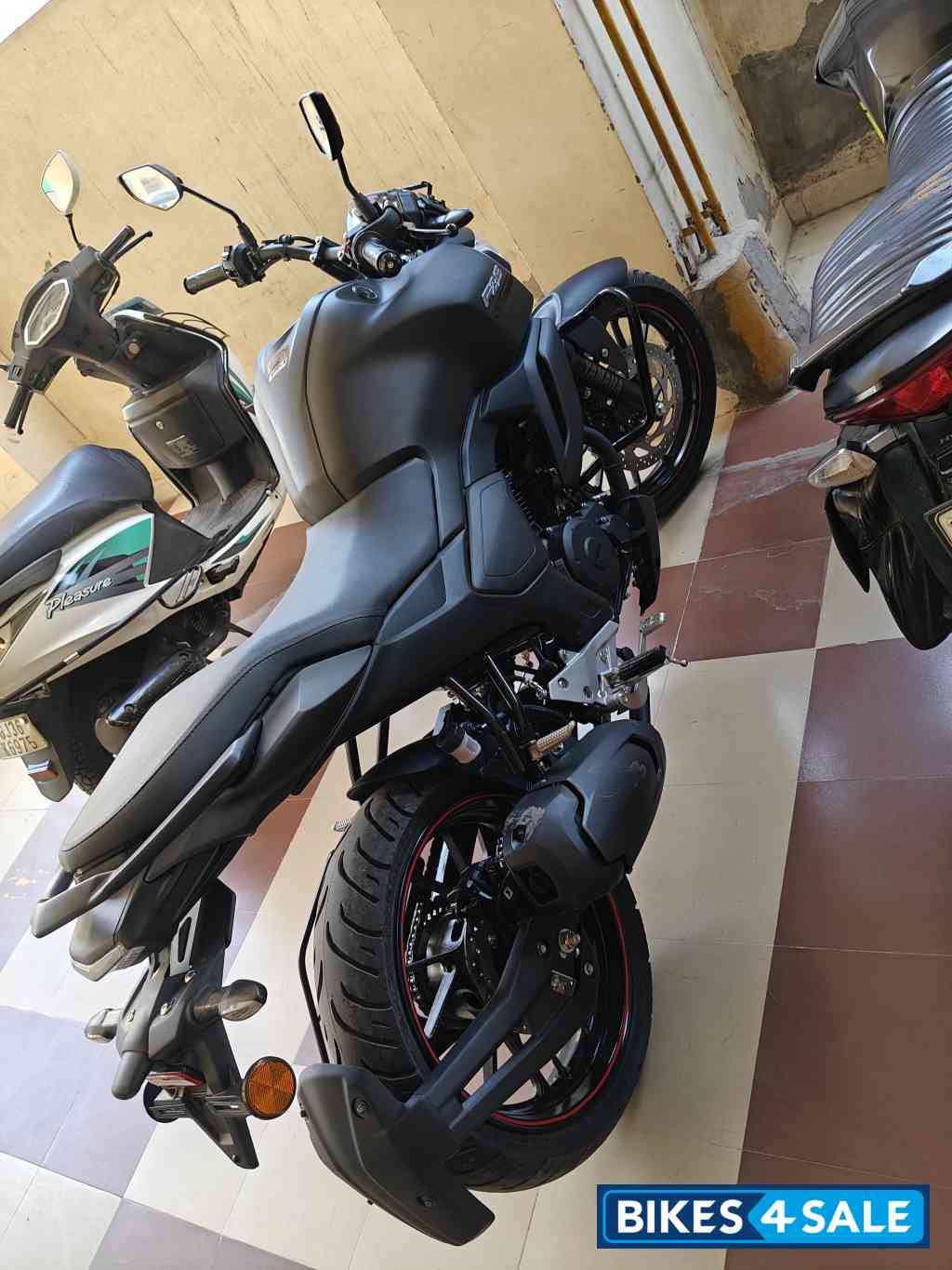 Yamaha FZ-S FI Ver 4.0