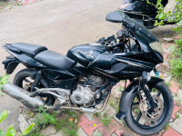Bajaj Pulsar 220 DTSi