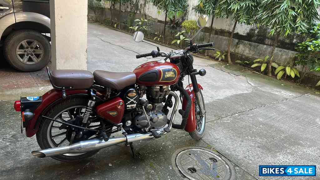 Chesnut Royal Enfield Classic 350