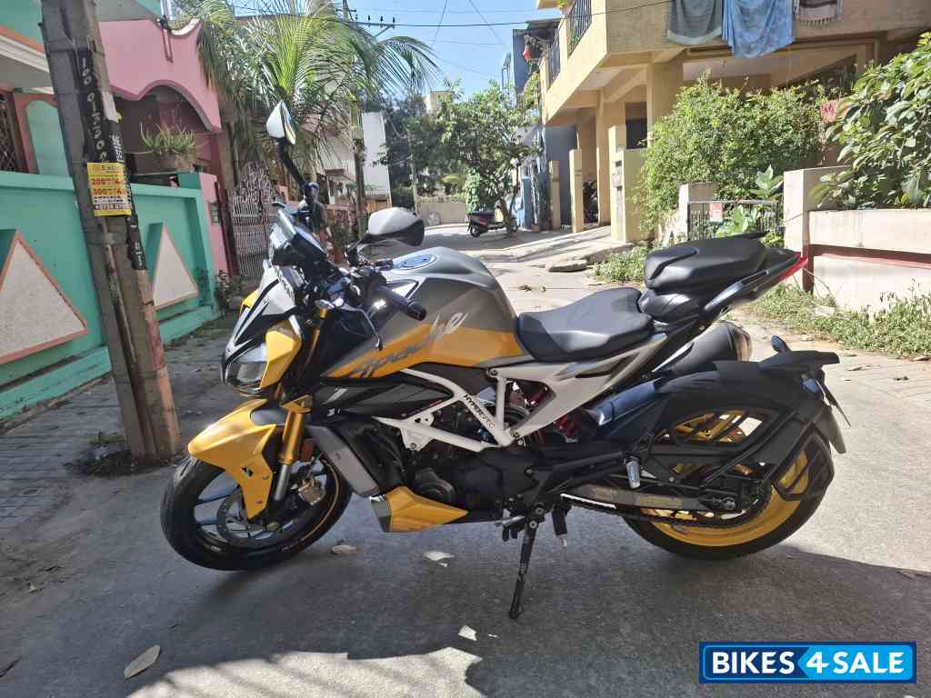 Fury Yellow TVS Apache RTR 310