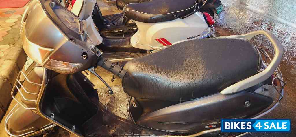 Grey Honda Activa