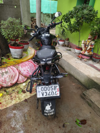 Black Bajaj Pulsar NS 160 BS6