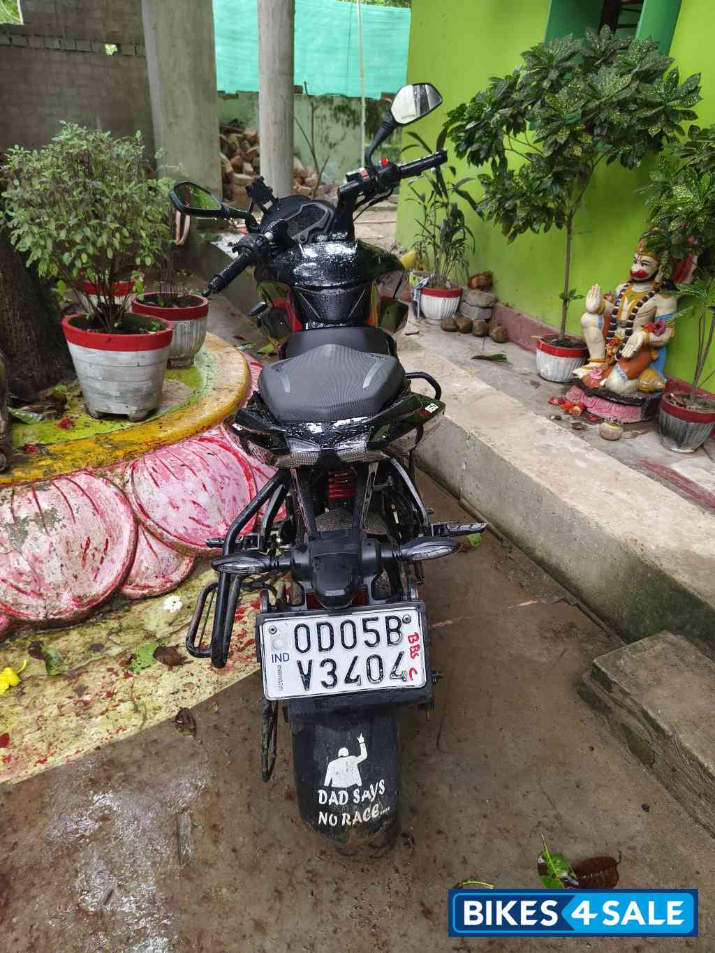 Black Bajaj Pulsar NS 160 BS6