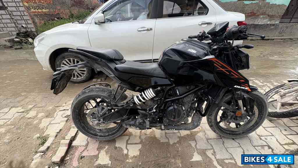 KTM Duke 250 2025
