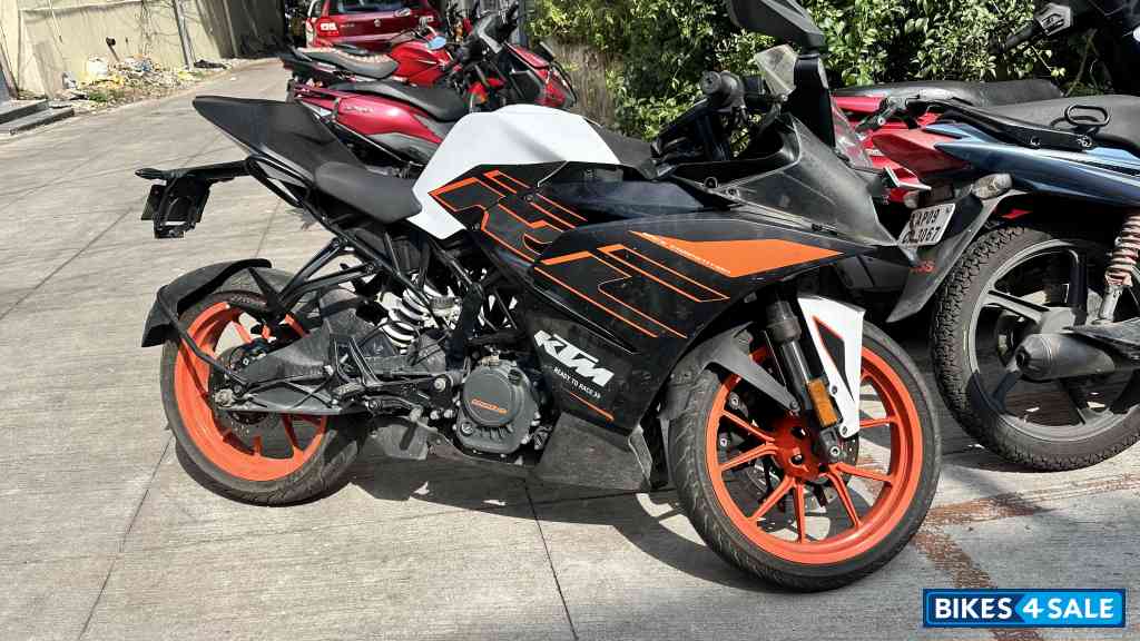 Dark Galvano KTM RC 125 2020