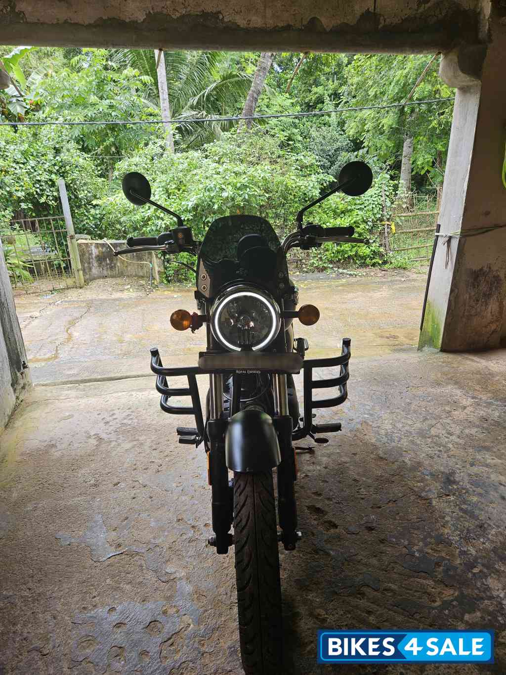 Royal Enfield Meteor 350 Stellar