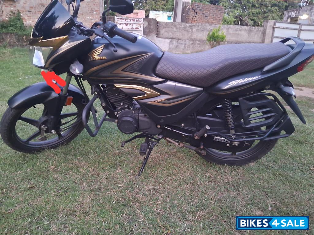 Honda Shine Celebration Edition