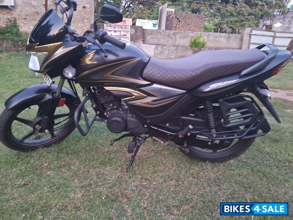 Honda Shine Celebration Edition