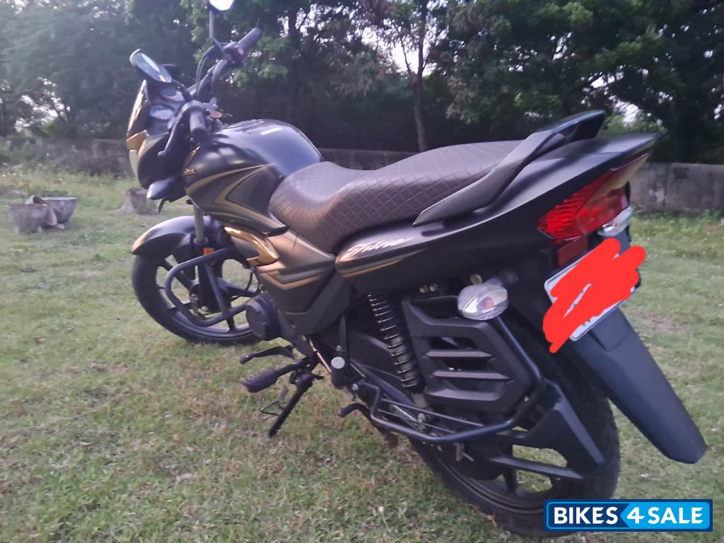 Honda Shine Celebration Edition