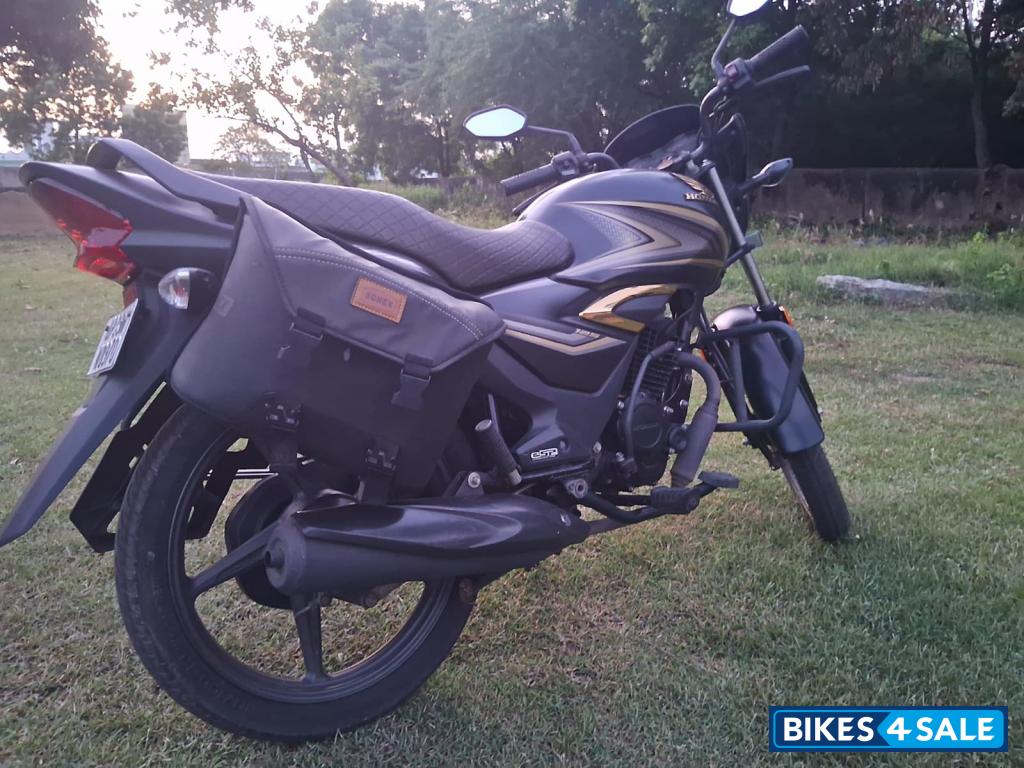 Honda Shine Celebration Edition