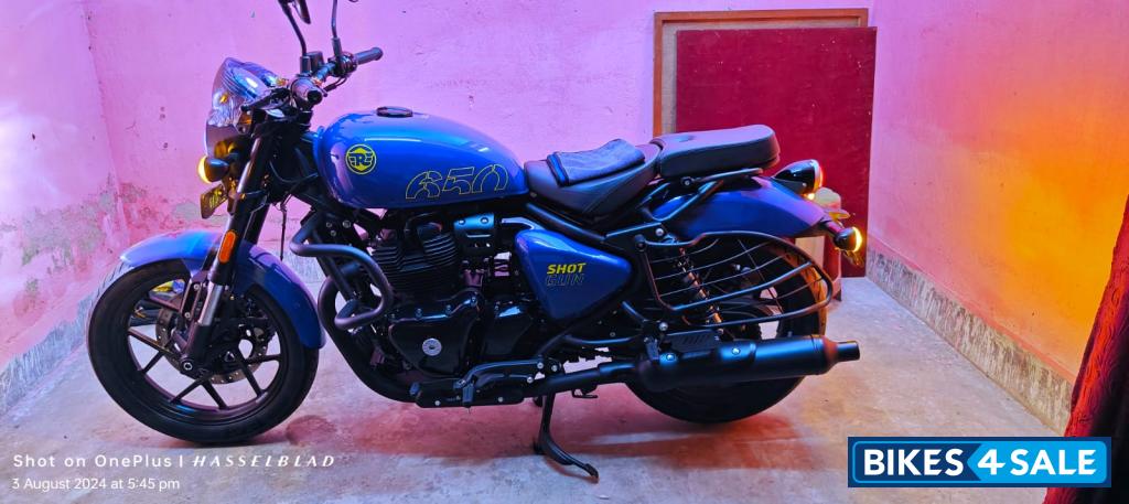 Plasma Blue Royal Enfield Shotgun 650