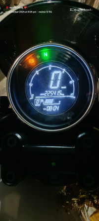 Glacial White Yezdi Roadster Glacial White