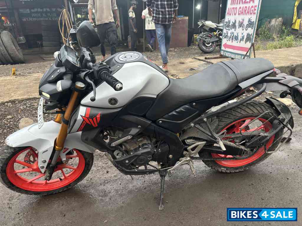 White Red Yamaha MT-15 Ver 2.0