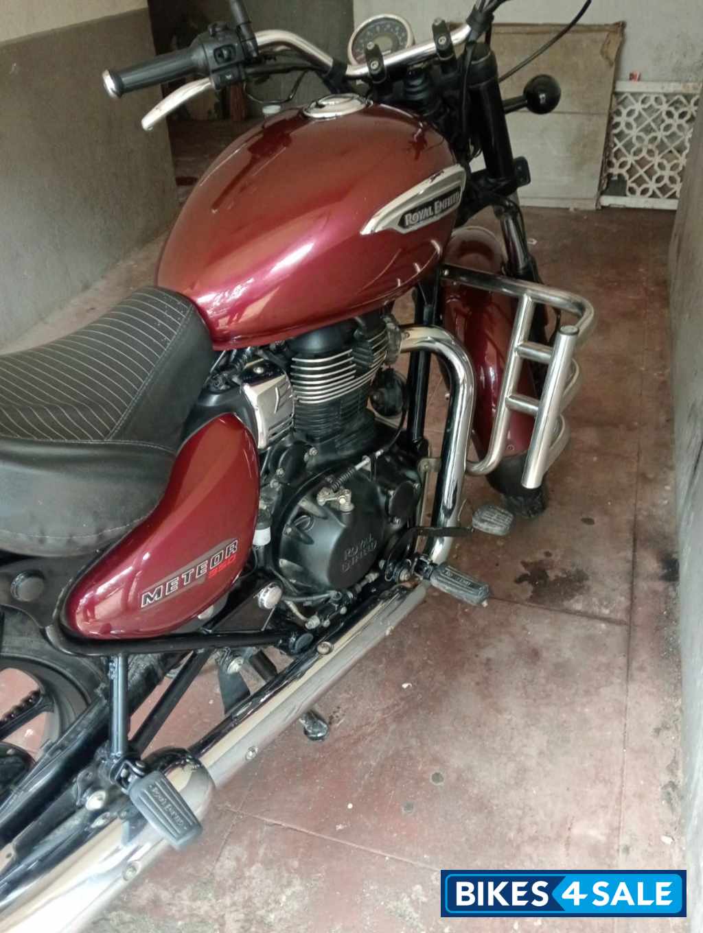 Steller Red Royal Enfield Meteor 350 Stellar