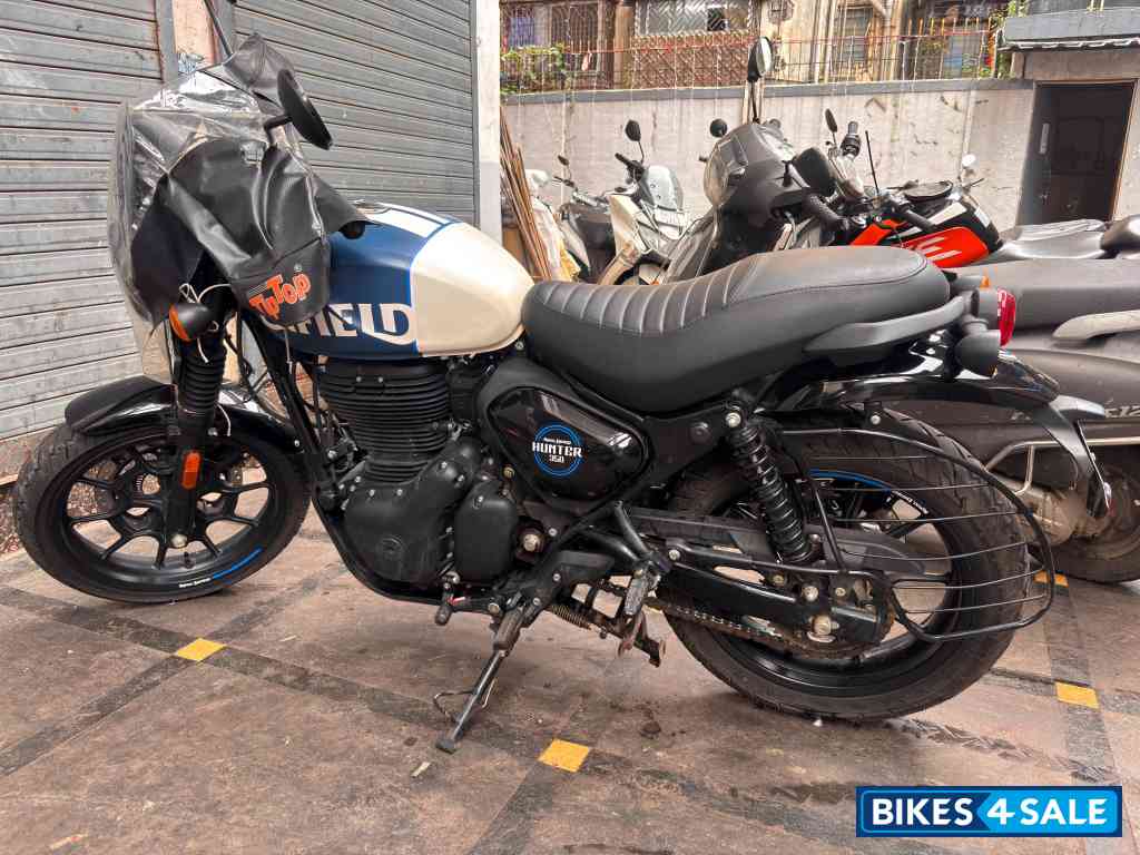 Reble Blue Royal Enfield Hunter 350 2025 Reble Blue Royal Enfield Hunter 350 2025