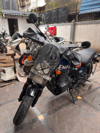 Reble Blue Royal Enfield Hunter 350 2025
