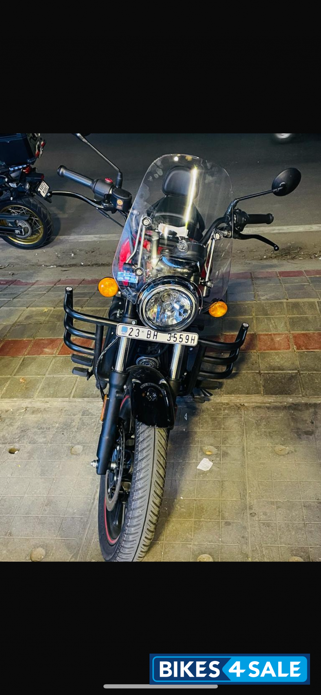 Royal Enfield Meteor 350 Fireball