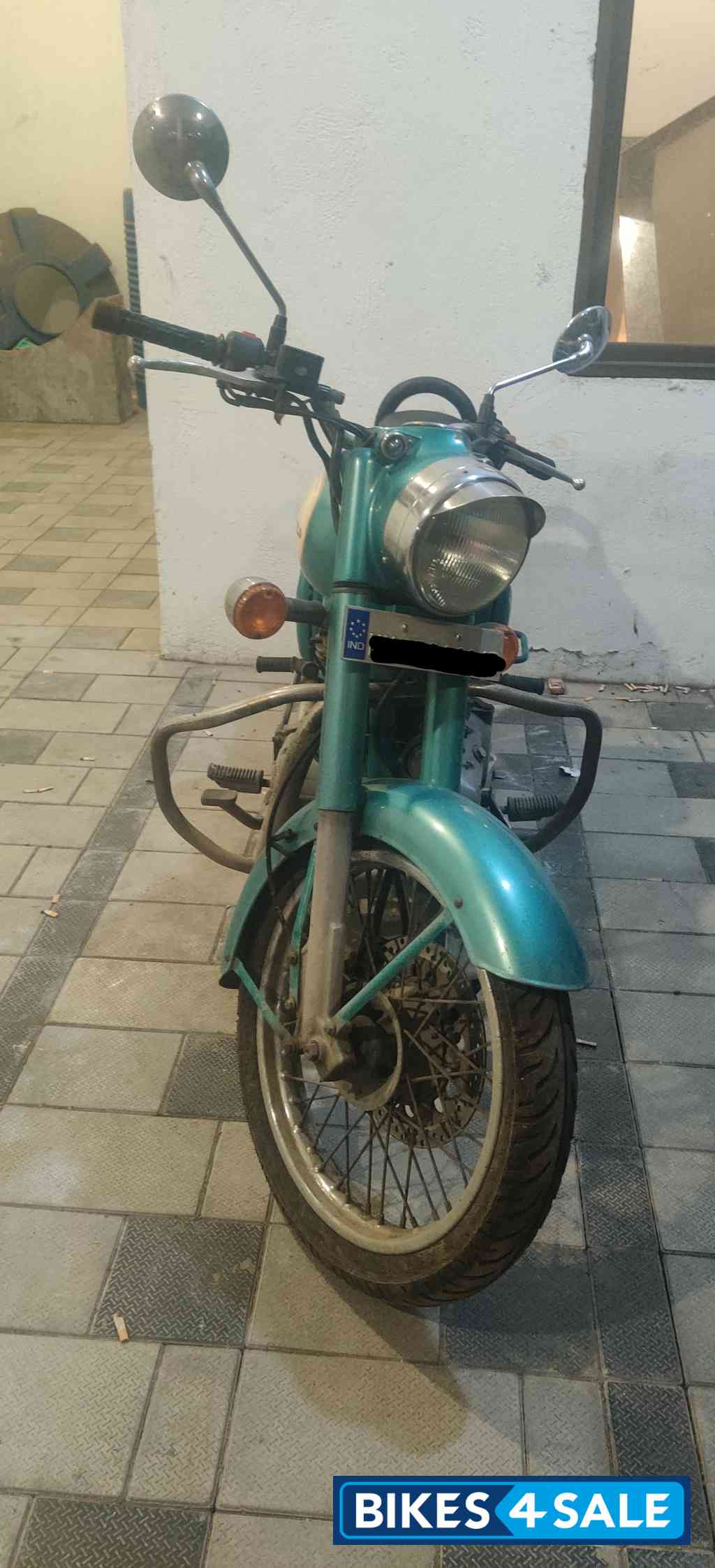 Green Royal Enfield Classic 500