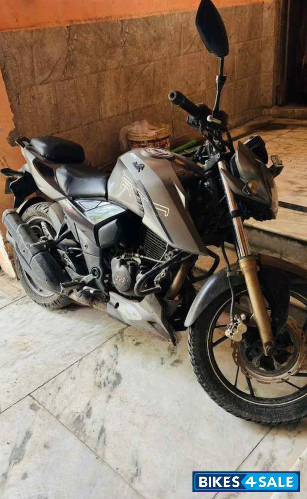 TVS Apache RTR 200 4V ABS Race Edition 2.0