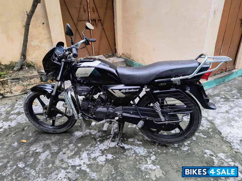 Black Hero Splendor Plus Xtec