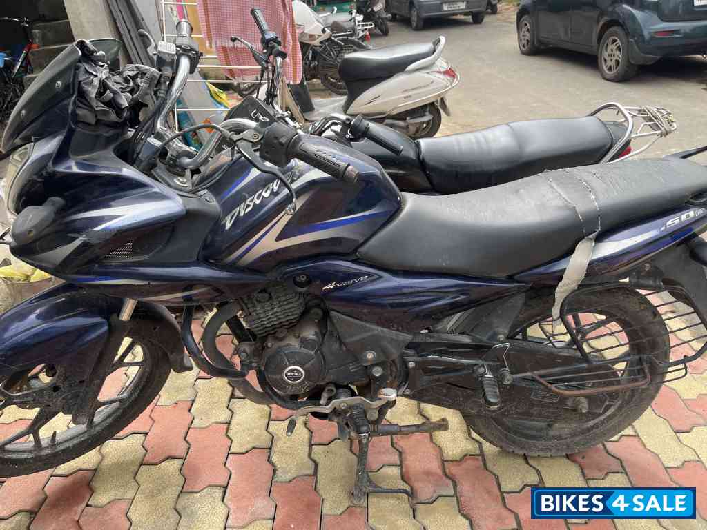 Bajaj Discover 150 F