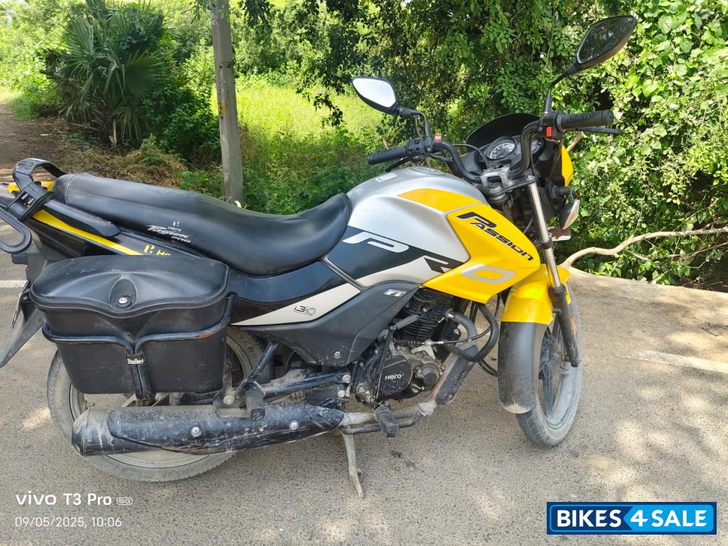 Moon Yellow Hero Passion Pro