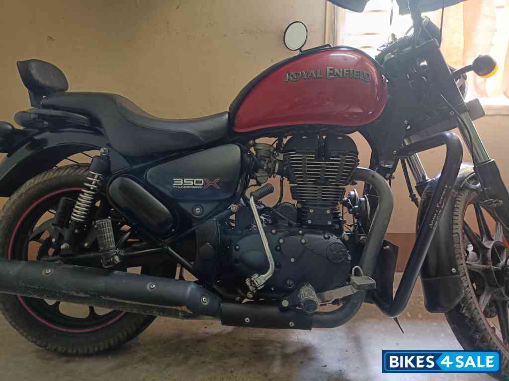 Red Royal Enfield Thunderbird X 350