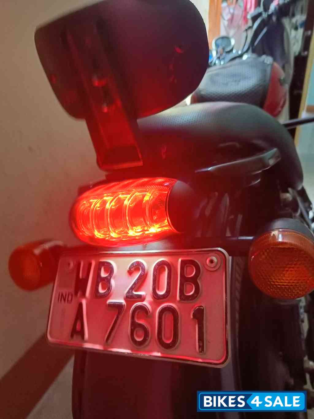 Red Royal Enfield Thunderbird X 350 Red Royal Enfield Thunderbird X 350