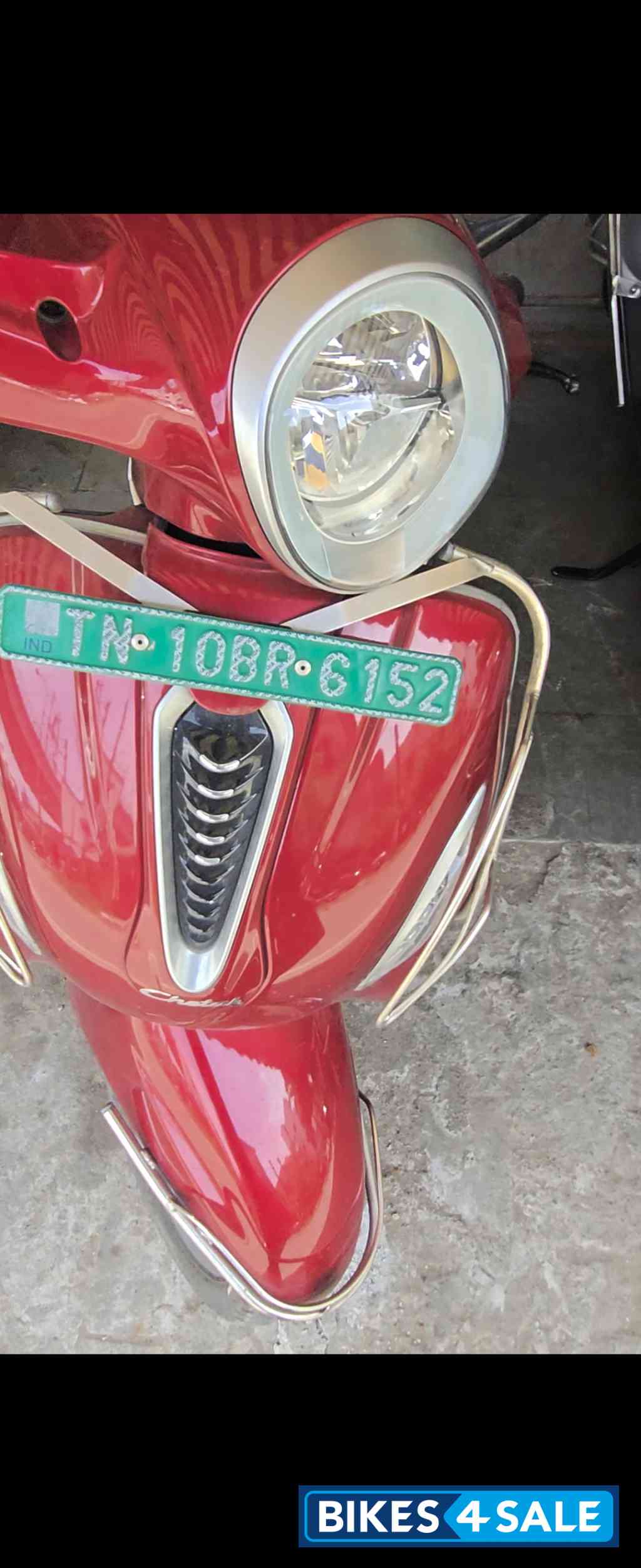 Bajaj Chetak Premium