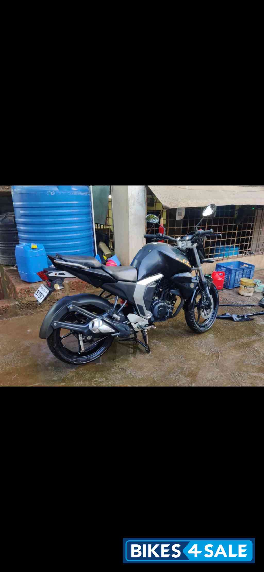 Yamaha FZ FI V2