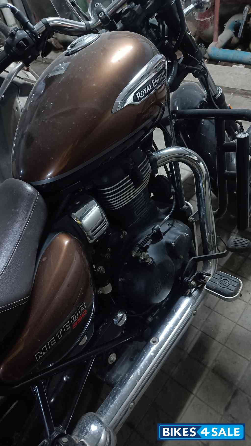 Brown Cs Royal Enfield Meteor 350 Supernova
