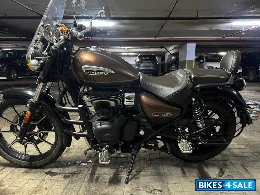 Brown Cs Royal Enfield Meteor 350 Supernova