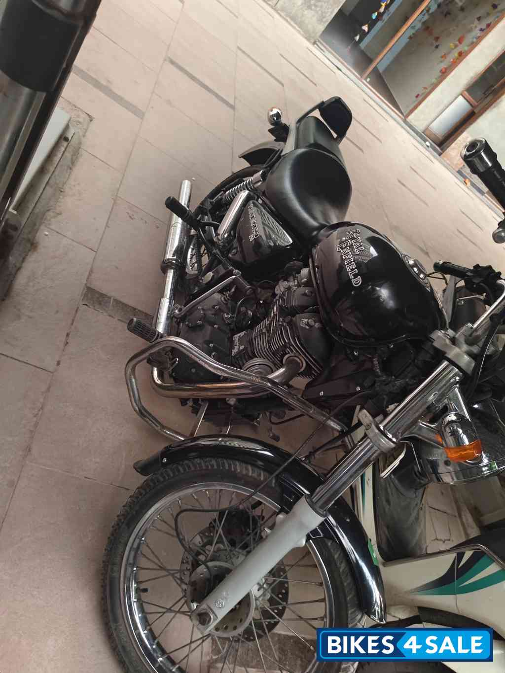Royal Enfield Thunderbird 350