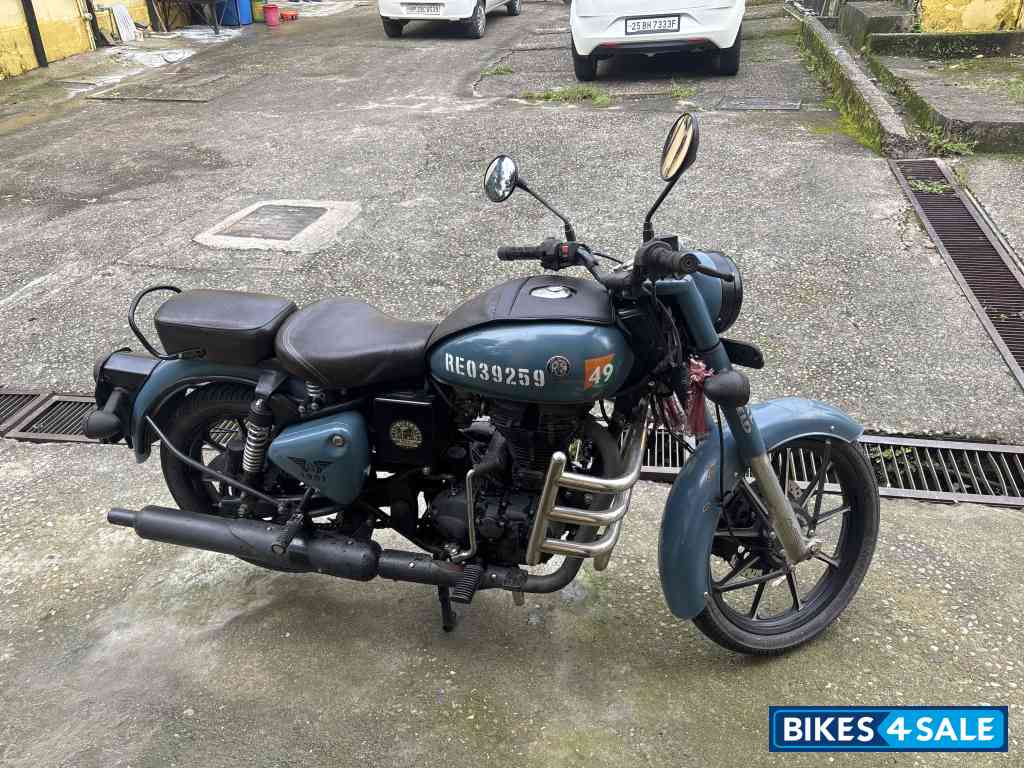 Royal Enfield Classic Signals Airborne Blue