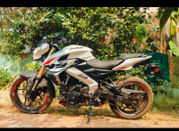 White Bajaj Pulsar NS400Z