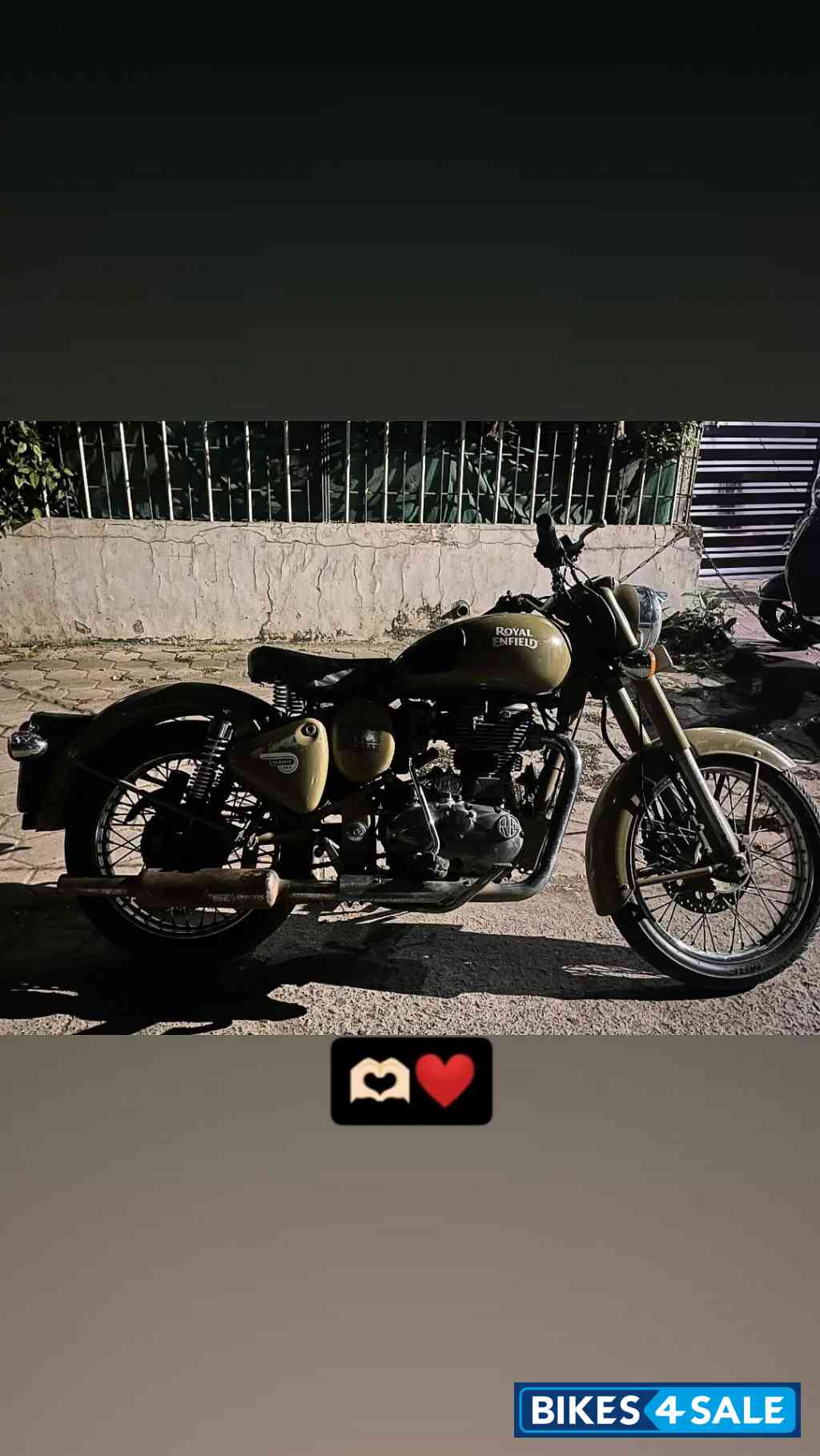 Royal Enfield Classic Desert Storm