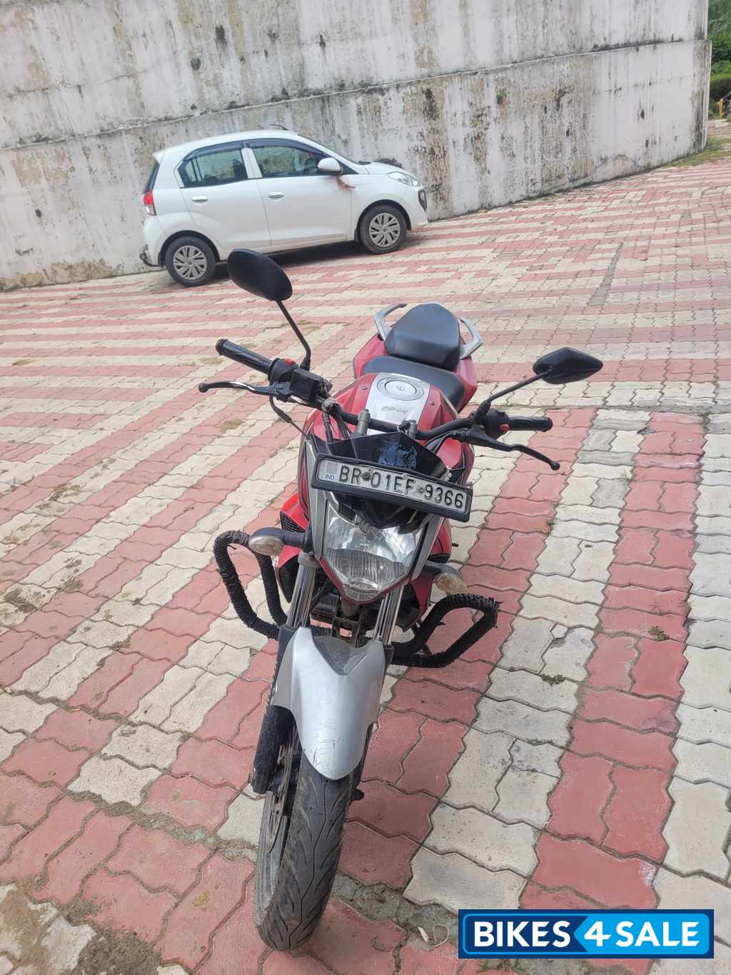 Matt Dull Red Yamaha FZ-S