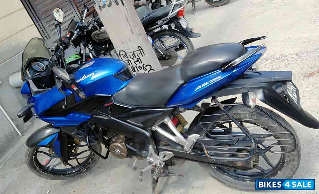 Blue Bajaj Pulsar AS 150